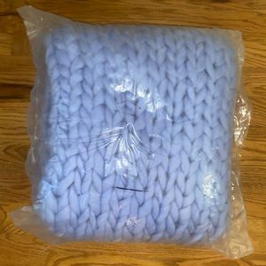 Bulky Yarn Blanket